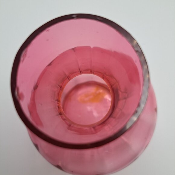 Cranberry Glass Vase Hand Blown Vintage Style Decorative Accent Piece - Picture 12 of 12